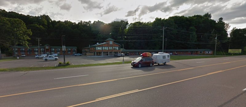 Edgewater Motel (Econolodge Lakeview) - 2018 Street View